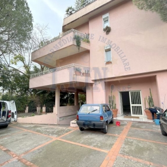 Appartamento in villa a Sant' Agata Li Battiati